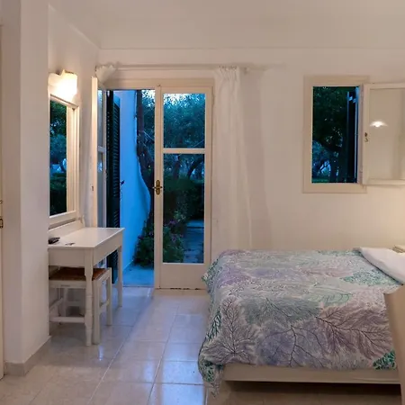 Apartmanhotel Villea Village 3*
