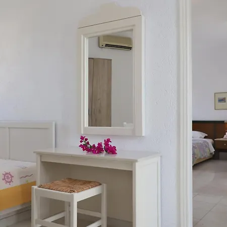 Apartmanhotel Villea Village 3*